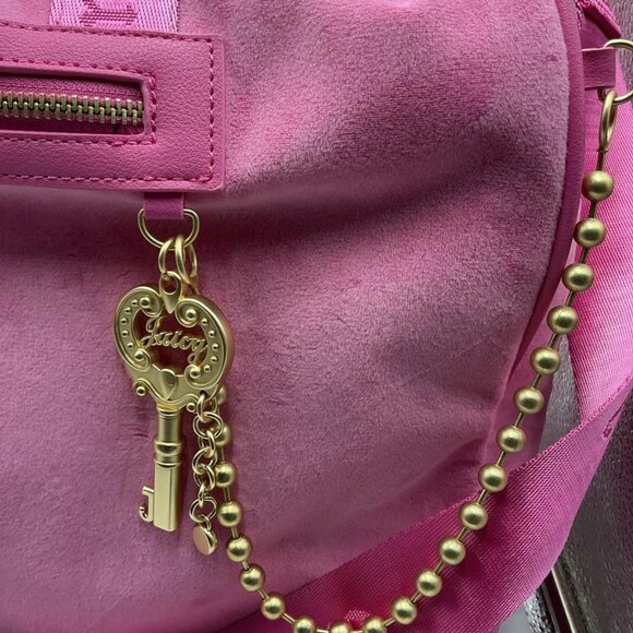 Juicy Couture Exclusive Love Potion Classic Juicy Lover Weekender Bag NWT - Picture 4 of 16